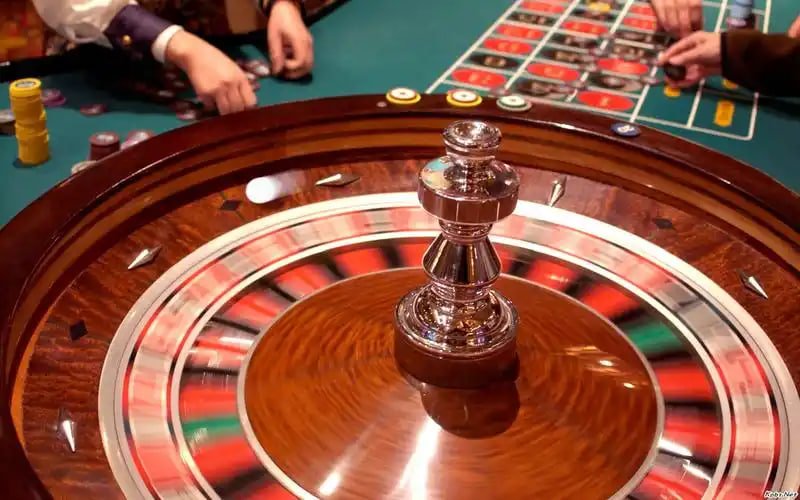 Meja Lightning Baccarat live dealer di narasigaming dengan antarmuka taruhan